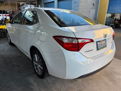 Used 2014 Toyota Corolla LE image 5