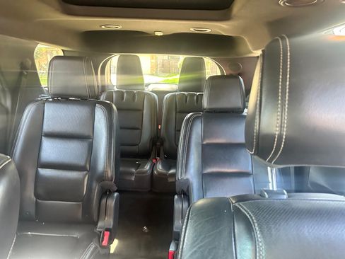 Used 2013 Ford Explorer Sport AWD/4WD image 4