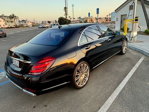 Used 2020 Mercedes-Benz S 560 Sedan image 4