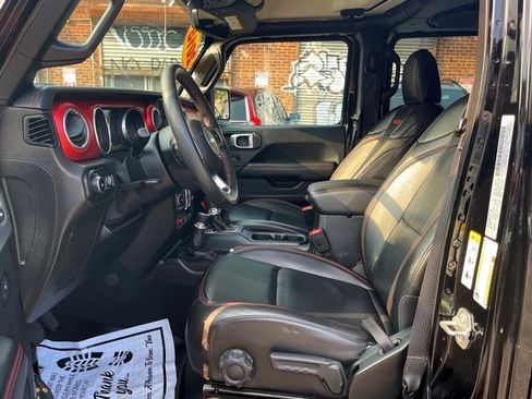 Used 2018 Jeep Wrangler Unlimited Rubicon image 11