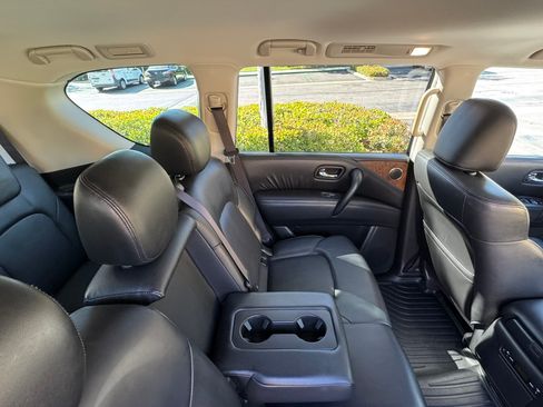 Used 2023 Nissan Armada SL image 20