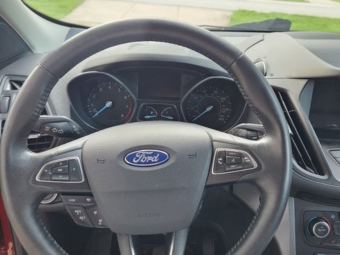 Used 2019 Ford Escape SEL FWD image 13