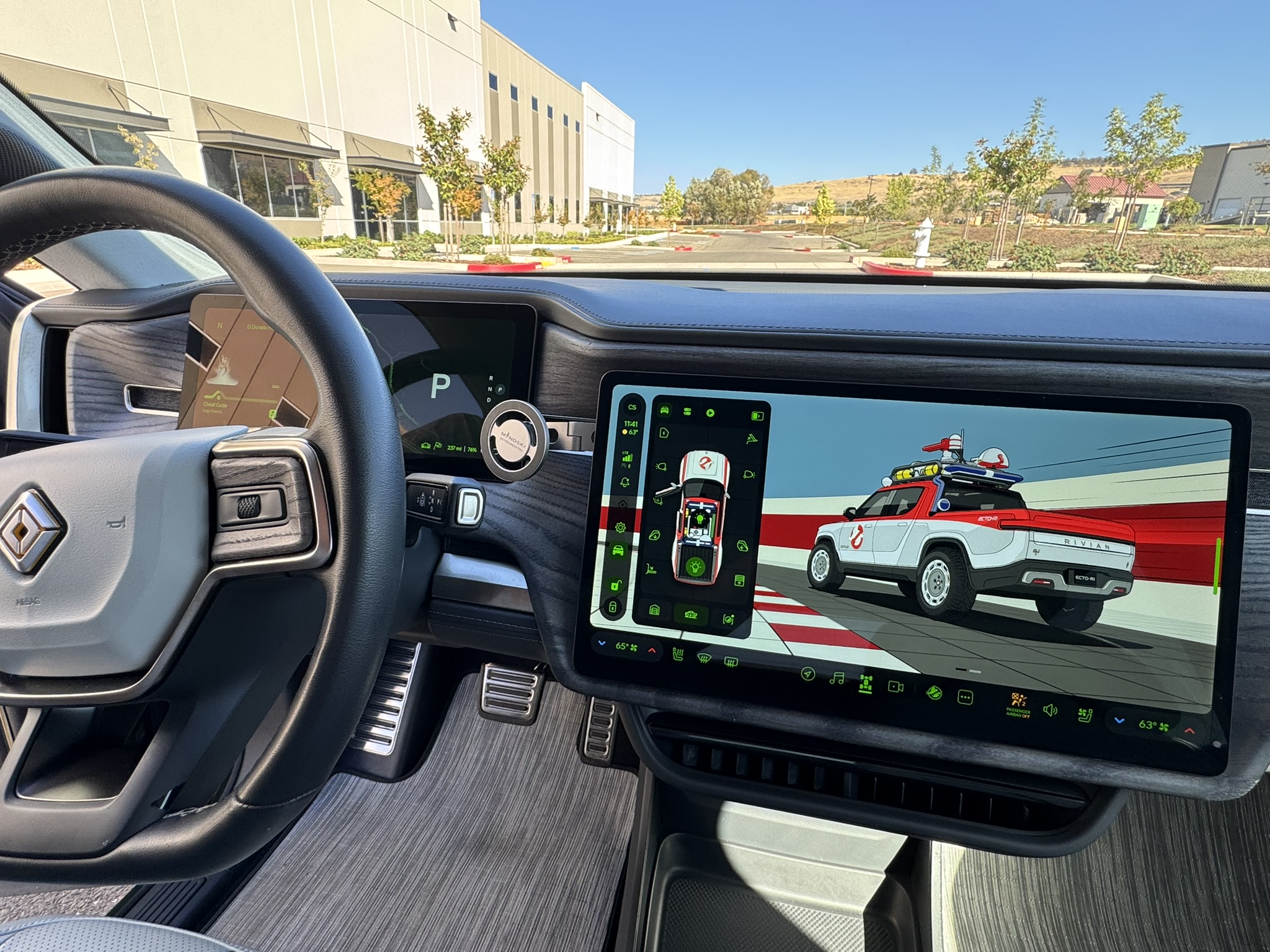 Used 2022 Rivian R1T Adventure AWD/4WD image 18