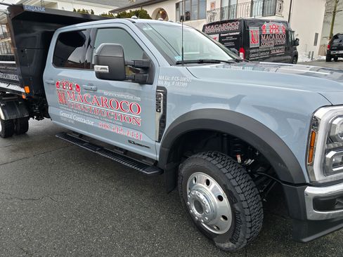 Used 2024 Ford F550 4x4 Crew Cab Super Duty image 9