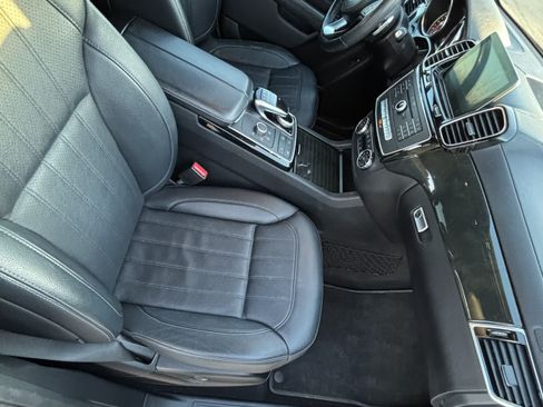 Used 2018 Mercedes-Benz GLS 450 4MATIC image 19