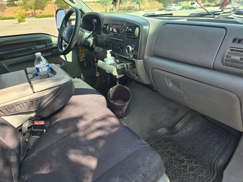 Used 2006 Ford F350 XLT AWD/4WD image 6