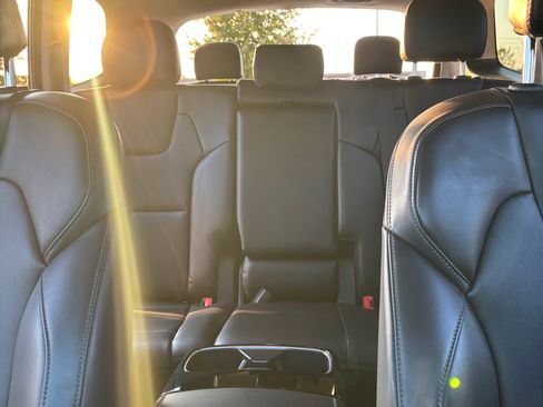 Used 2025 Kia Telluride LX image 21