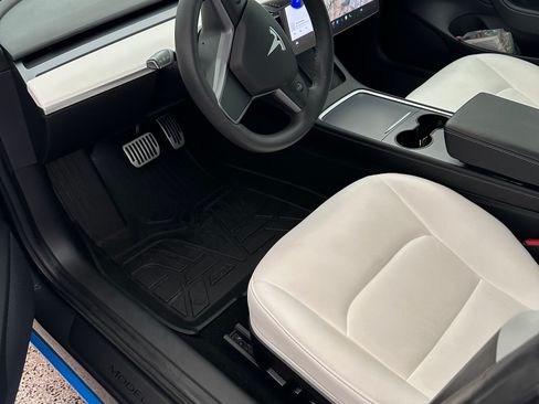 Used 2022 Tesla Model 3 Long Range image 5