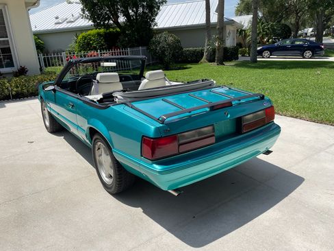 Used 1993 Ford Mustang LX image 6
