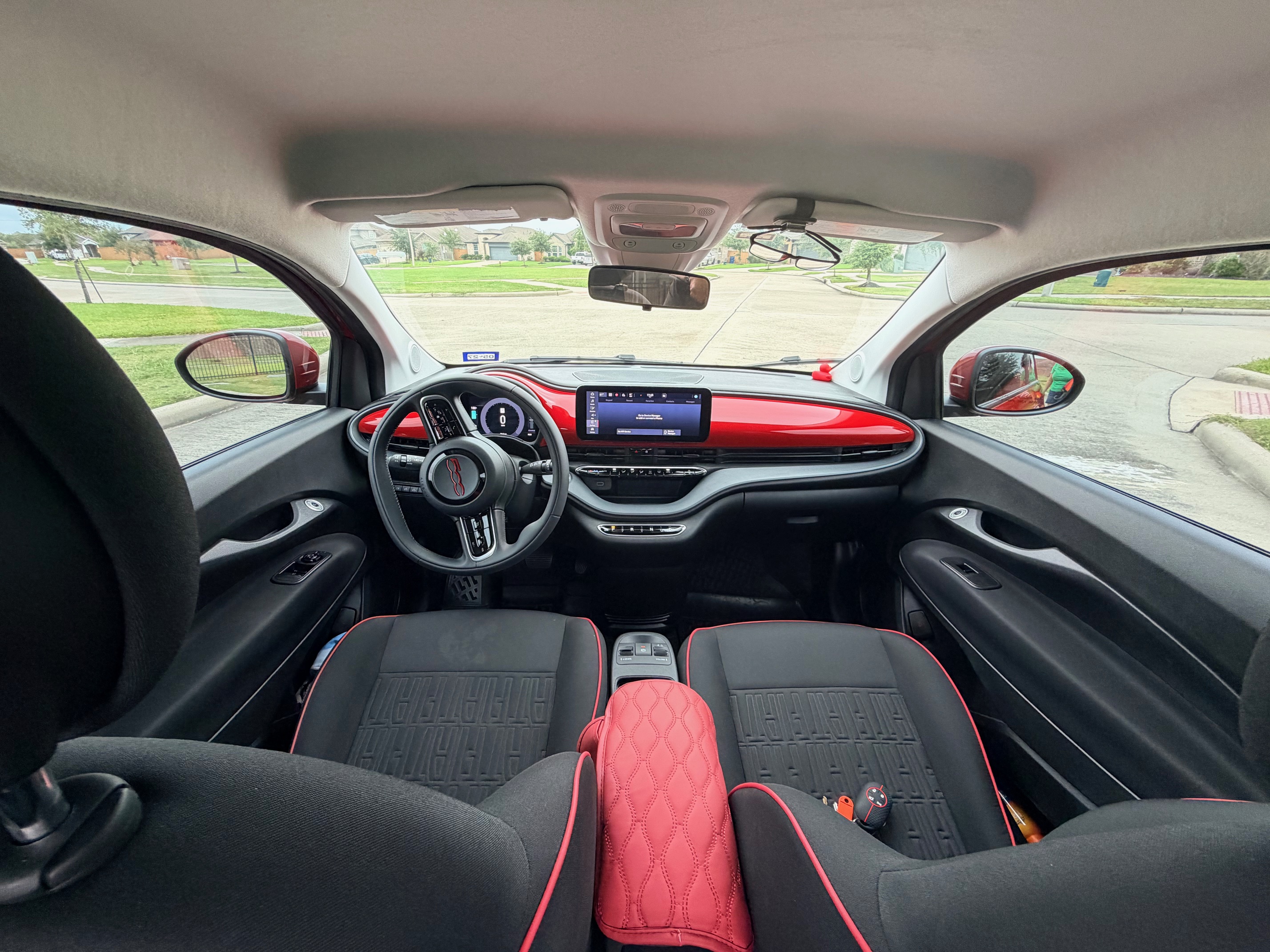 Used 2024 FIAT 500 e (RED) FWD image 13