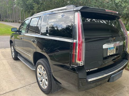 Used 2016 GMC Yukon Denali w/ Open Road Package AWD/4WD image 4