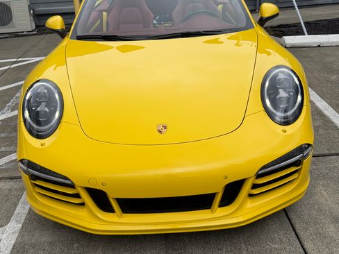 Used 2016 Porsche 911 Carrera 4 GTS image 1