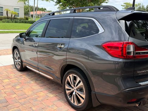 Used 2020 Subaru Ascent Touring w/ Popular Package #2A AWD/4WD image 1
