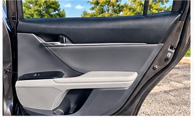 Used 2018 Toyota Camry XLE FWD image 22