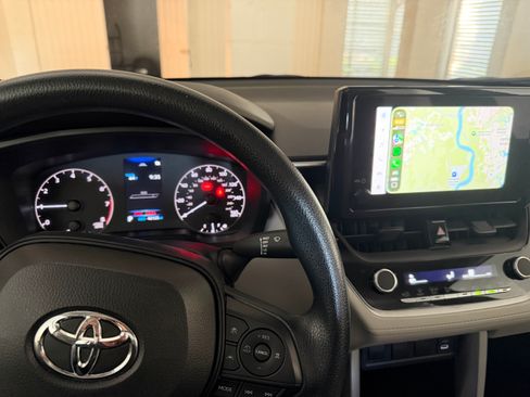 Used 2023 Toyota Corolla Cross L image 13