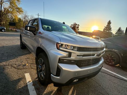 Used 2022 Chevrolet Silverado 1500 RST image 6