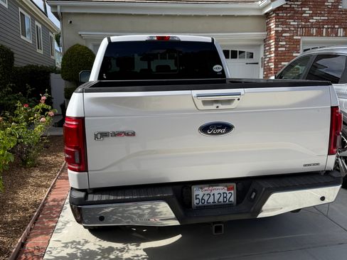 Used 2016 Ford F150 Lariat RWD image 9