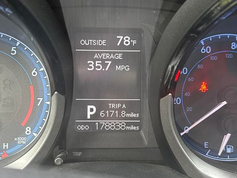 Used 2016 Toyota Corolla S FWD image 6