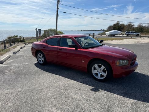 Used 2008 Dodge Charger SE image 2