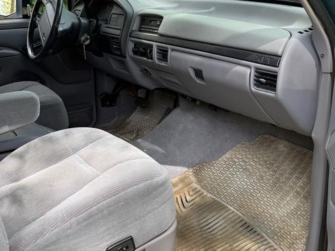 Used 1996 Ford F150 2WD SuperCab image 9