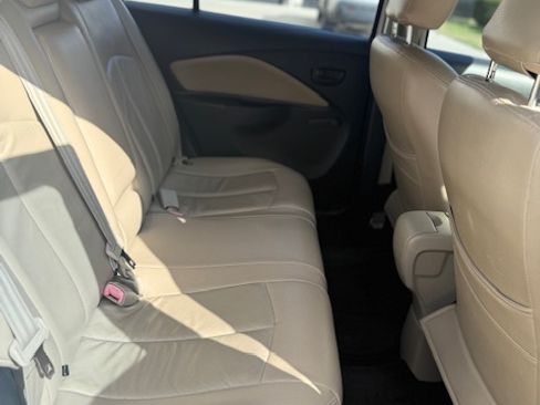 Used 2008 Toyota Yaris Sedan image 22