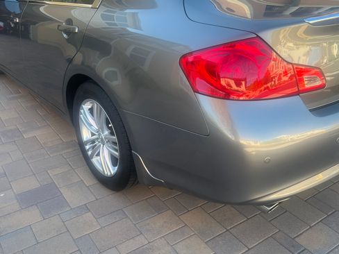 Used 2010 INFINITI G37 Journey w/ Premium Pkg image 10