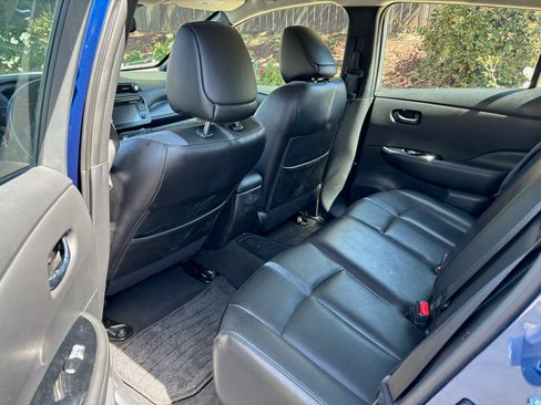 Used 2018 Nissan Leaf SL w/ SL Technology Package image 6