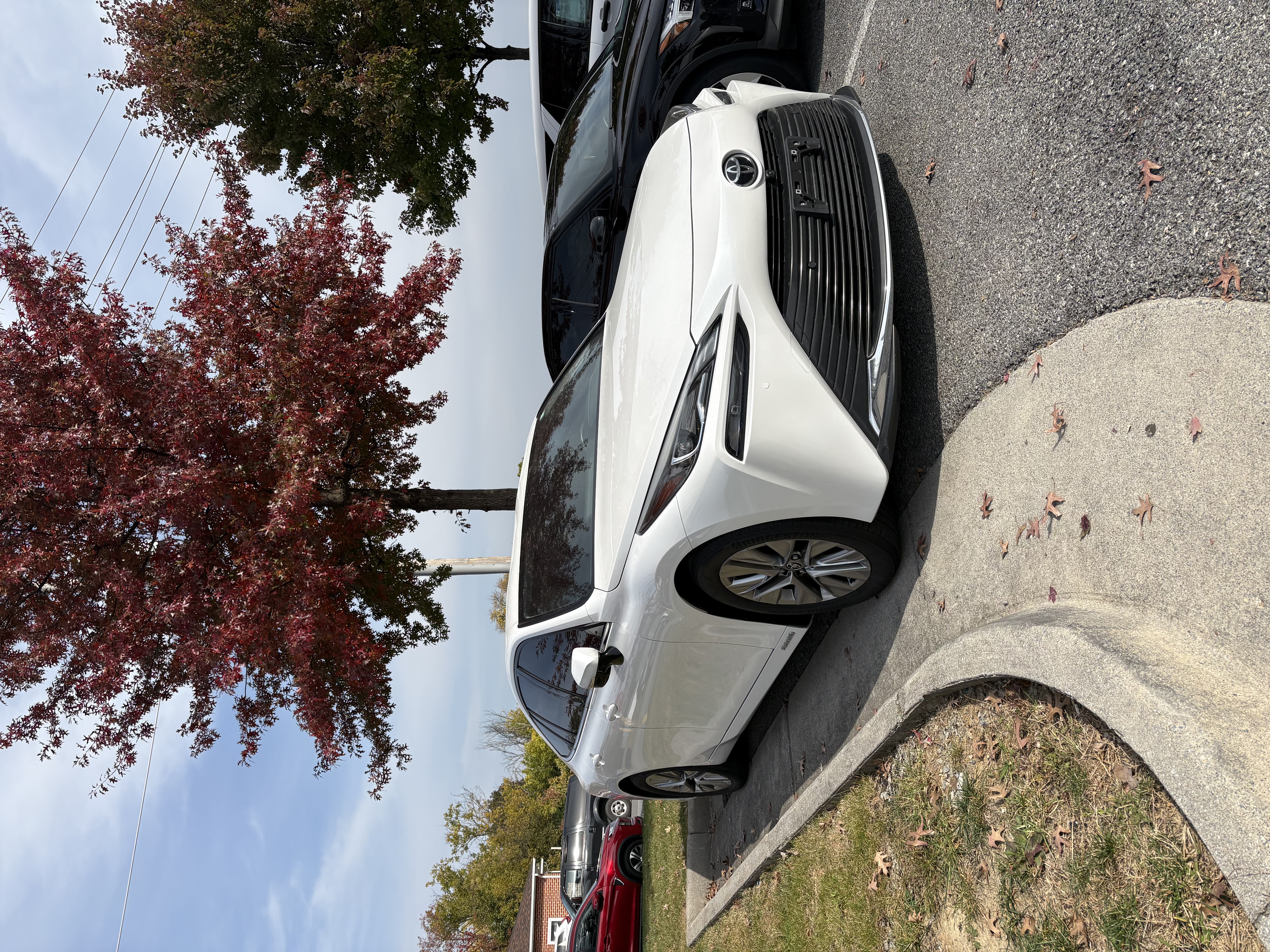 Used 2023 Toyota Mirai w/ Advanced Technology Package RWD image 1