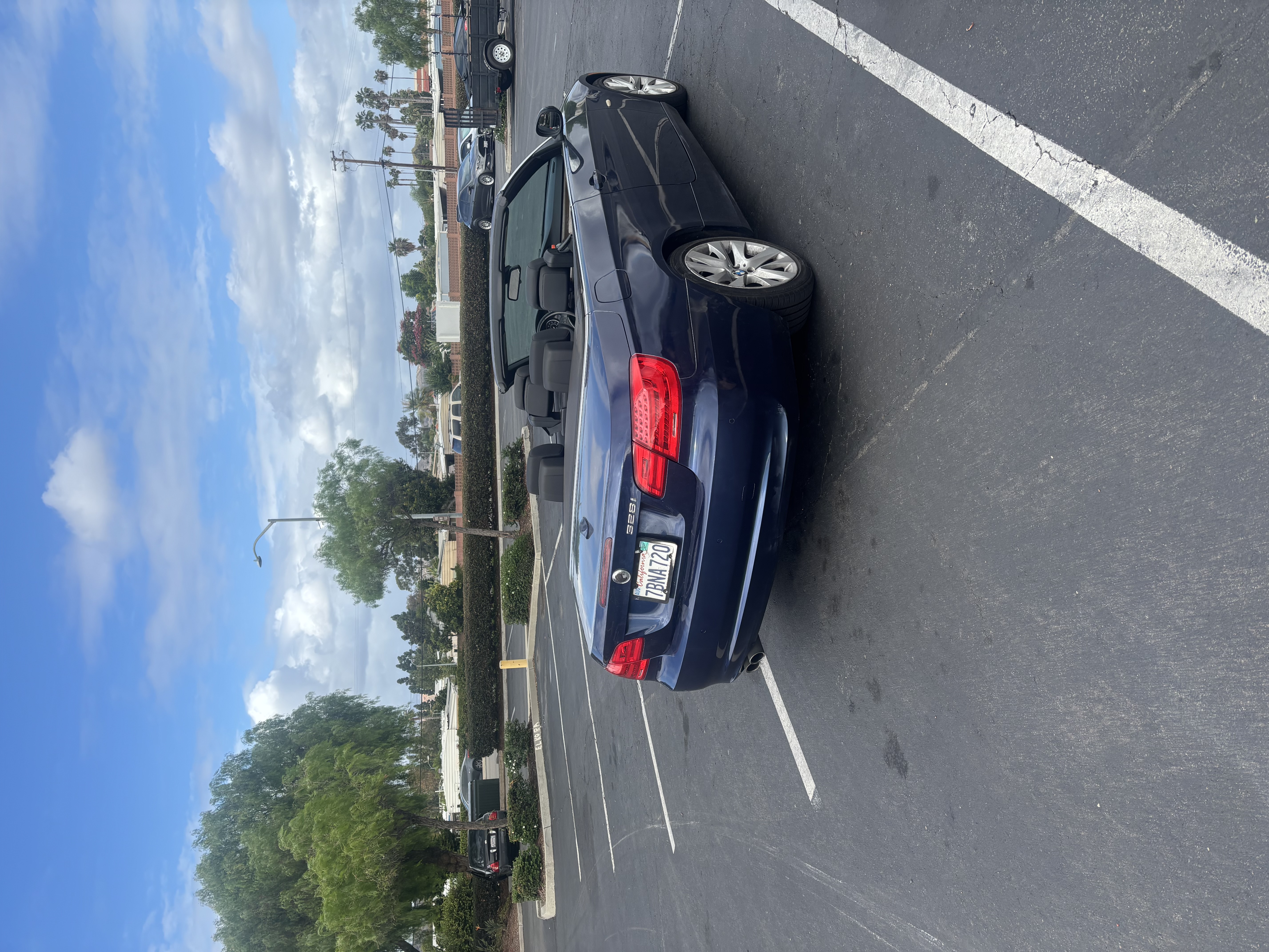 Used 2013 BMW 328i Convertible RWD image 1