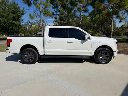 Used 2022 Ford F150 Lightning Lariat w/ Equipment Group 511A High AWD/4WD image 1