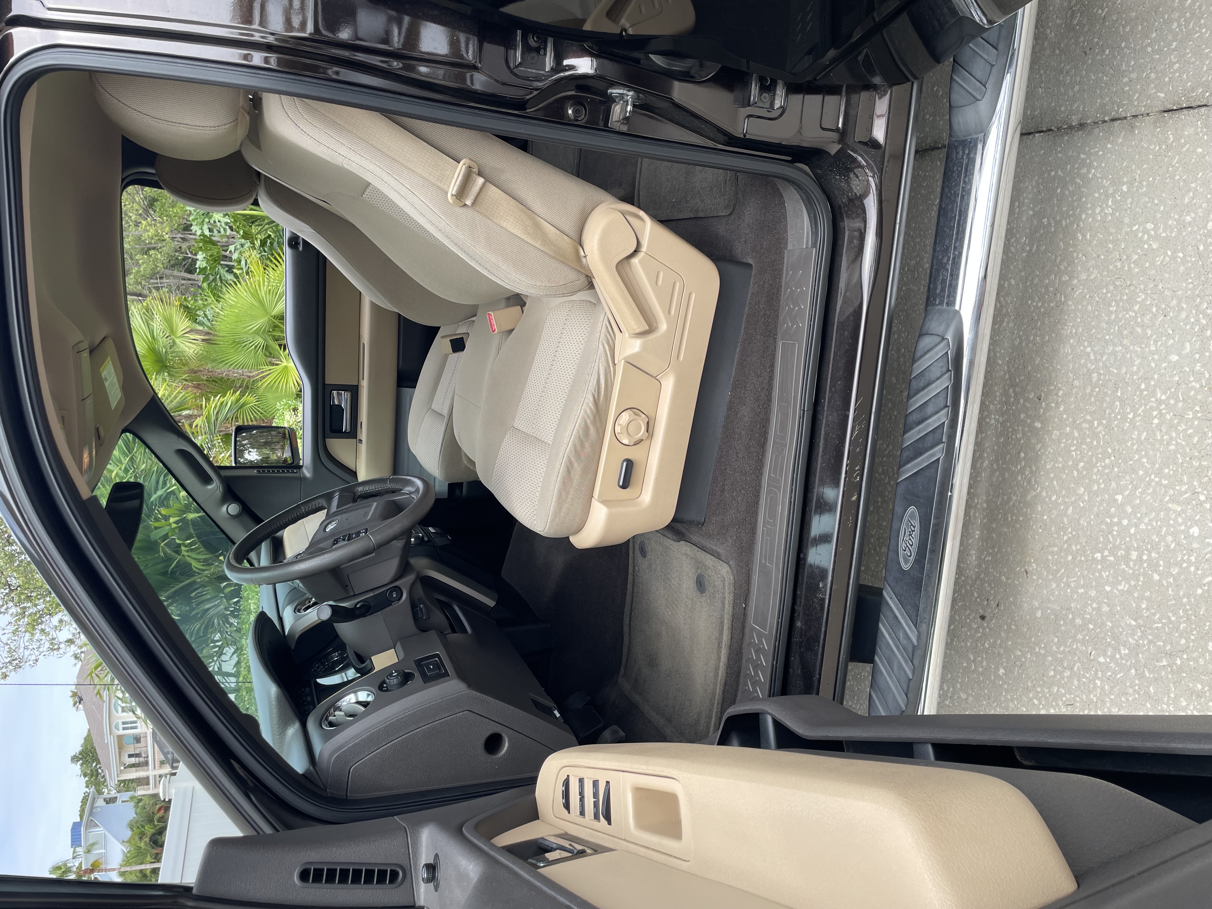 Used 2013 Ford F150 XLT w/ XLT Chrome Pkg AWD/4WD image 13