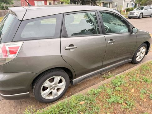Used 2005 Toyota Matrix XR w/ Extra Value Pkg 2 AWD/4WD image 1
