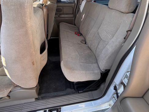 Used 2004 Chevrolet Silverado 1500 W/T image 18