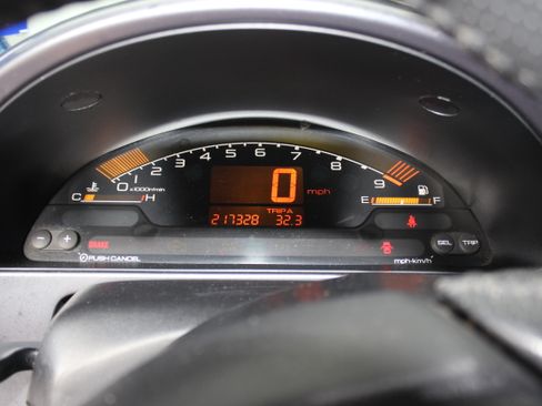 Used 2002 Honda S2000 image 17