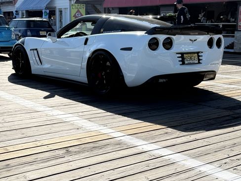 Used 2013 Chevrolet Corvette Grand Sport w/ 2LT Preferred Equipment Group RWD image 16