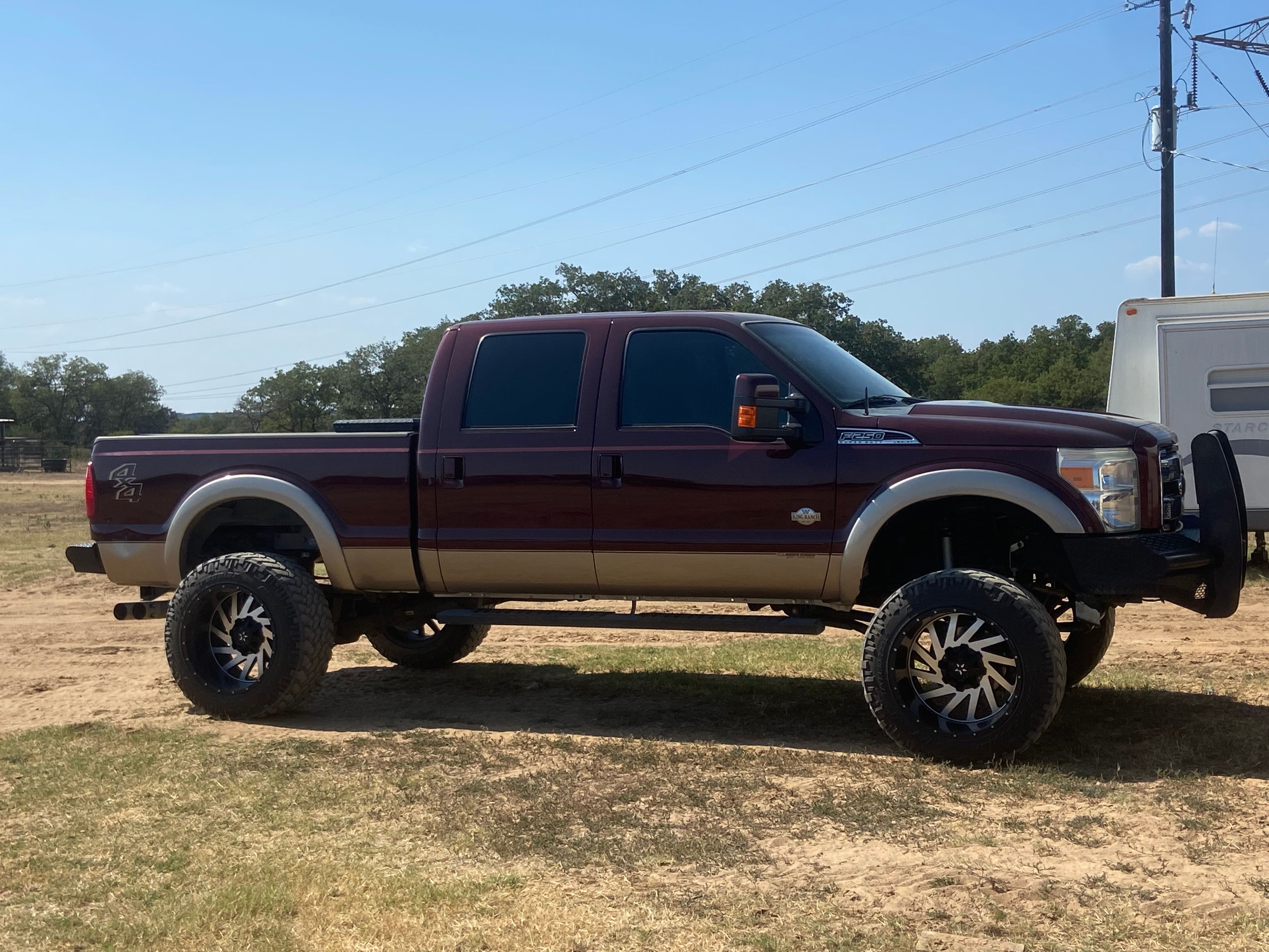 Used 2011 Ford F250 King Ranch w/ Camper Pkg AWD/4WD image 4