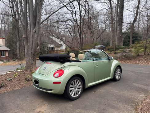 Used 2008 Volkswagen Beetle SE image 13