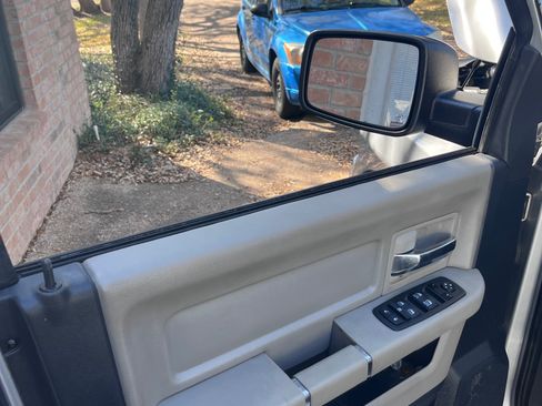 Used 2009 Dodge Ram 1500 Truck SLT w/ Lone Star Regional Pkg image 13