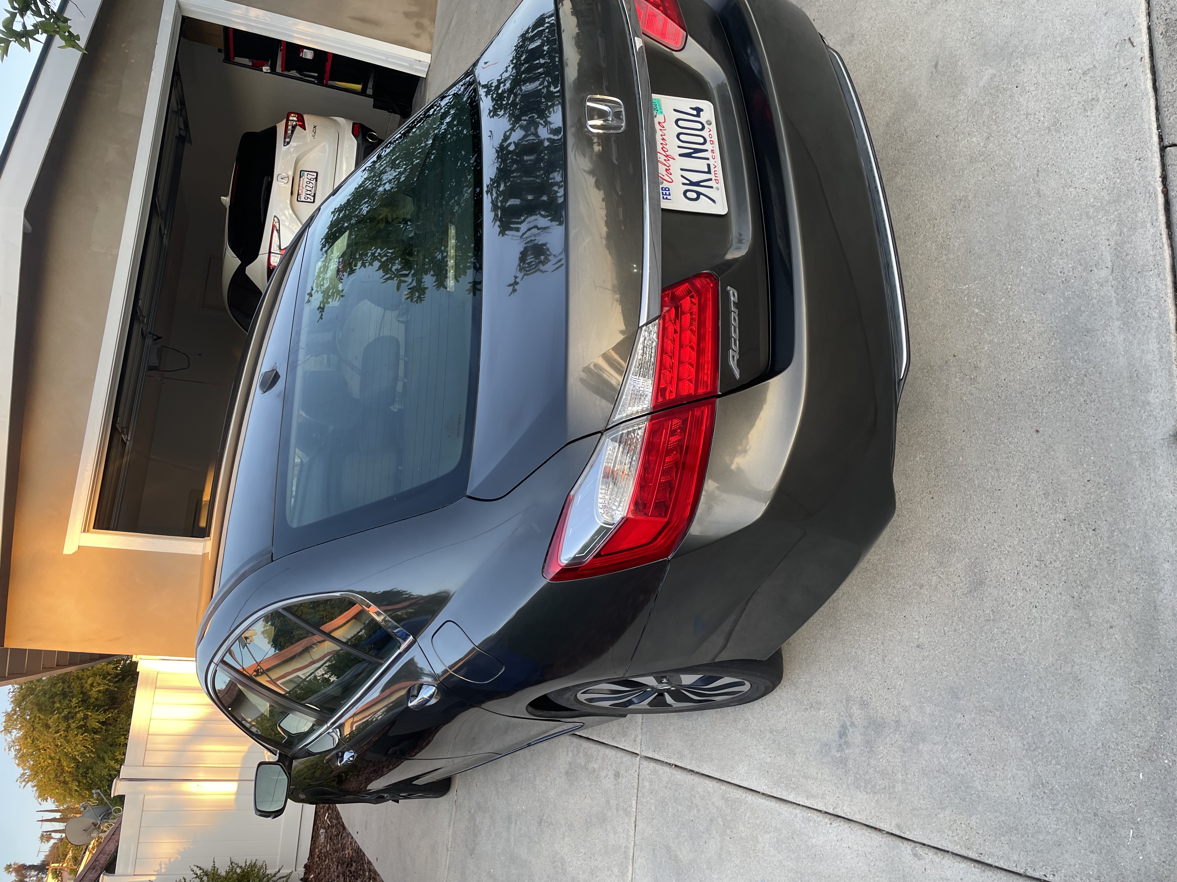 Used 2014 Honda Accord EX-L image 9