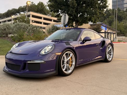 Used 2016 Porsche 911 GT3 RS RWD image 2