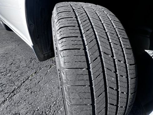 Used 2013 Honda Civic LX image 2