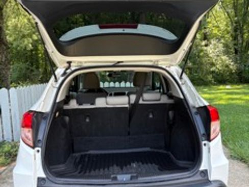 Used 2016 Honda HR-V EX image 14