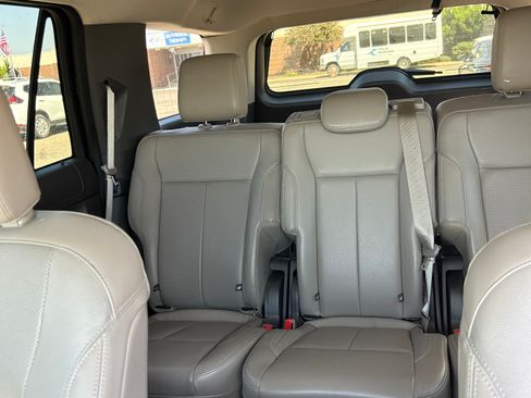 Used 2018 Ford Expedition XLT w/ Equipment Group 202A image 11
