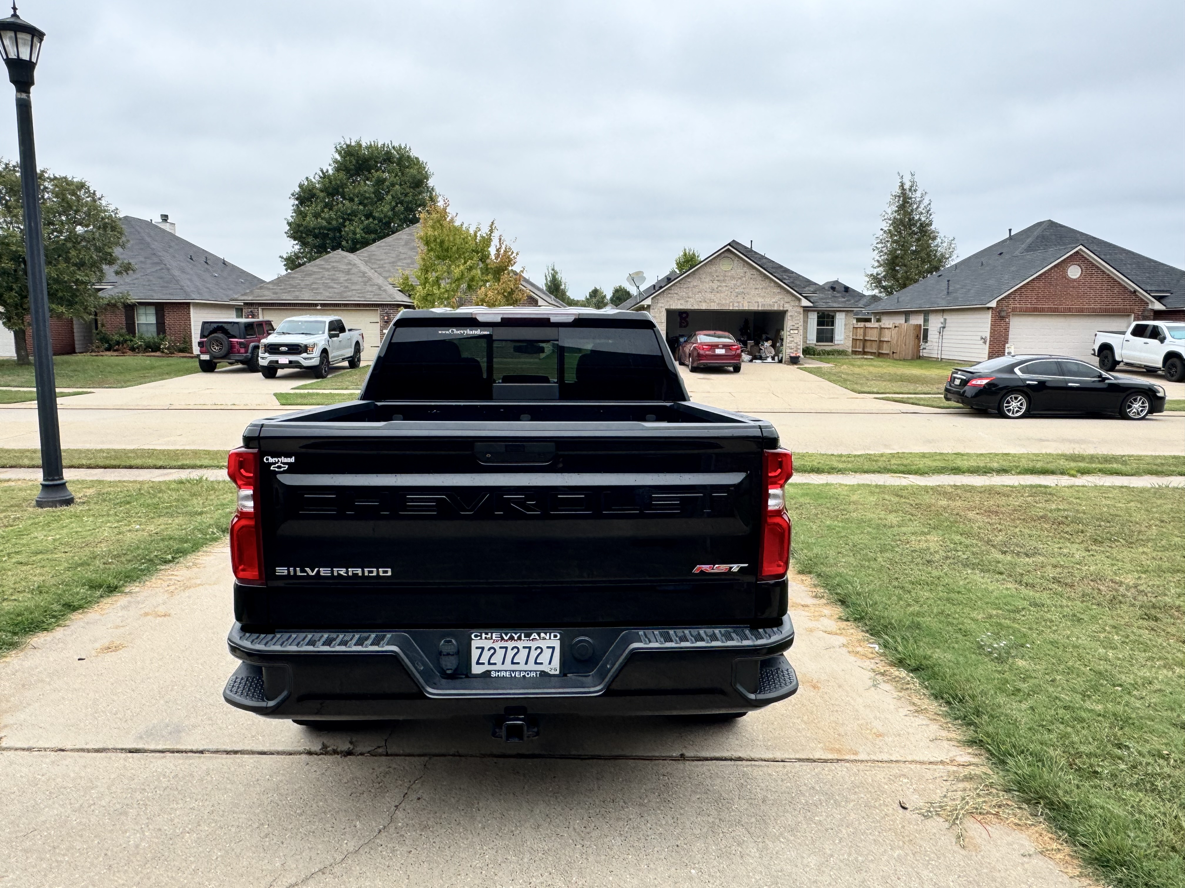 Used 2021 Chevrolet Silverado 1500 RST w/ Convenience Package II AWD/4WD image 25