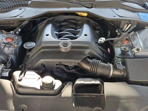 Used 2008 Jaguar XJ8 image 8