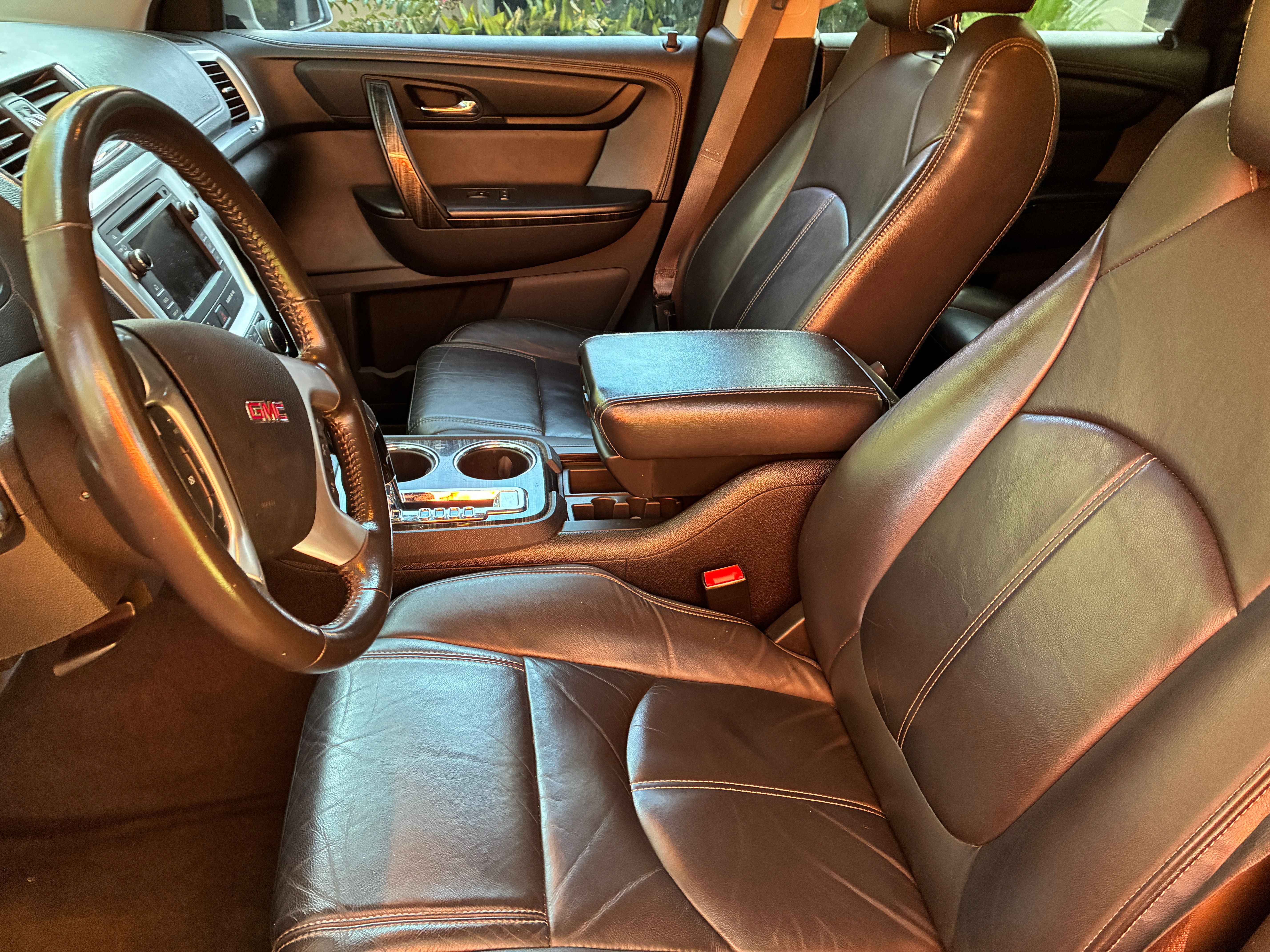 Used 2014 GMC Acadia SLT FWD image 6