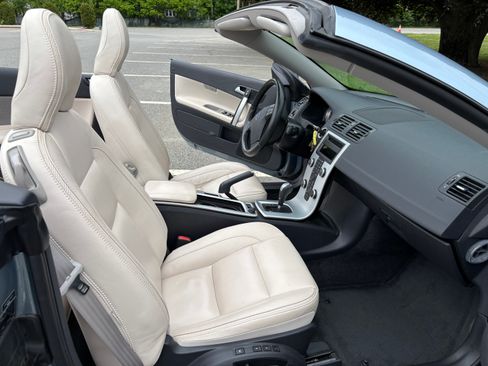 Used 2012 Volvo C70 T5 FWD image 19