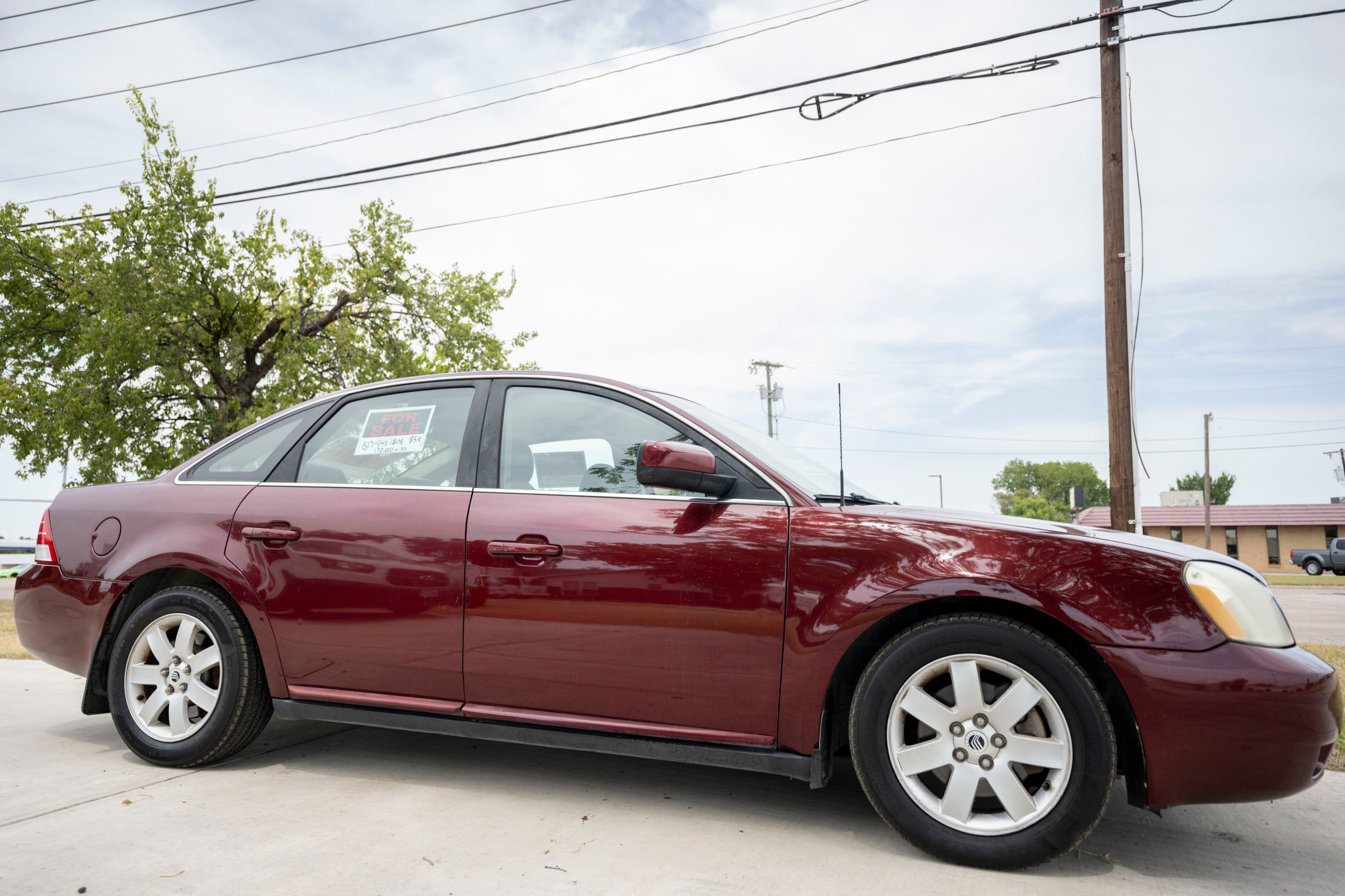 Used 2007 Mercury Montego Luxury FWD image 1
