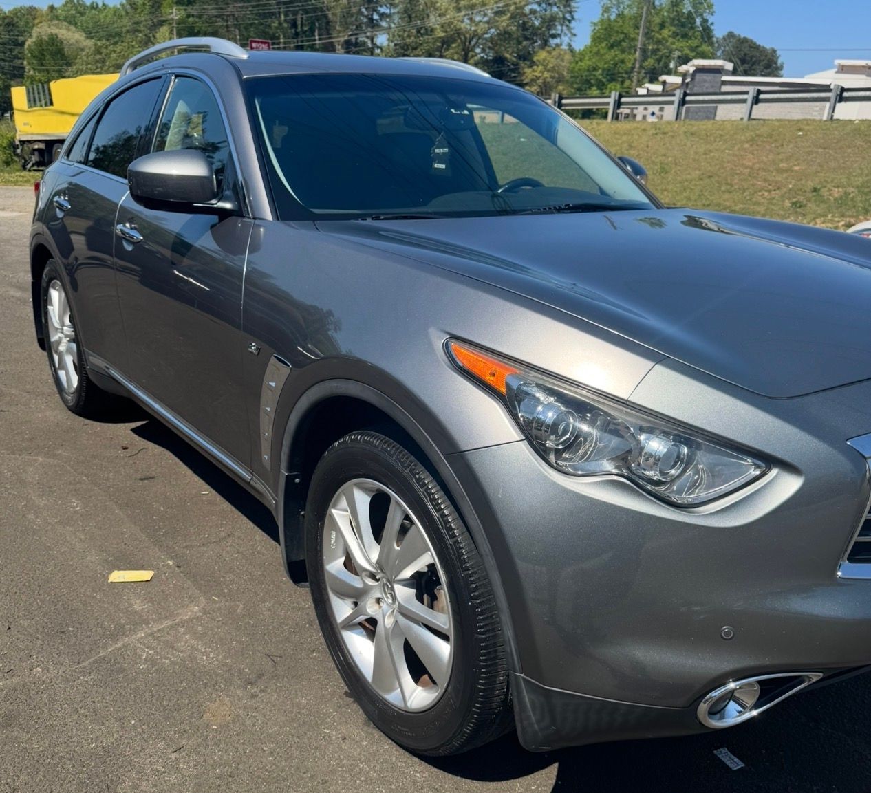 Used 2014 INFINITI QX70 AWD w/ Premium Package image 2