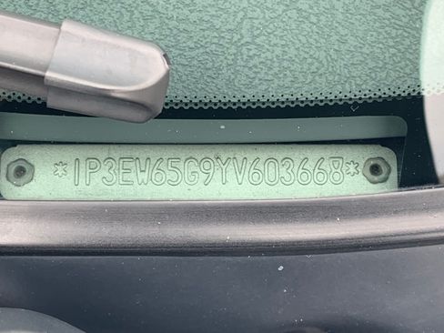 Used 2000 Plymouth Prowler image 17